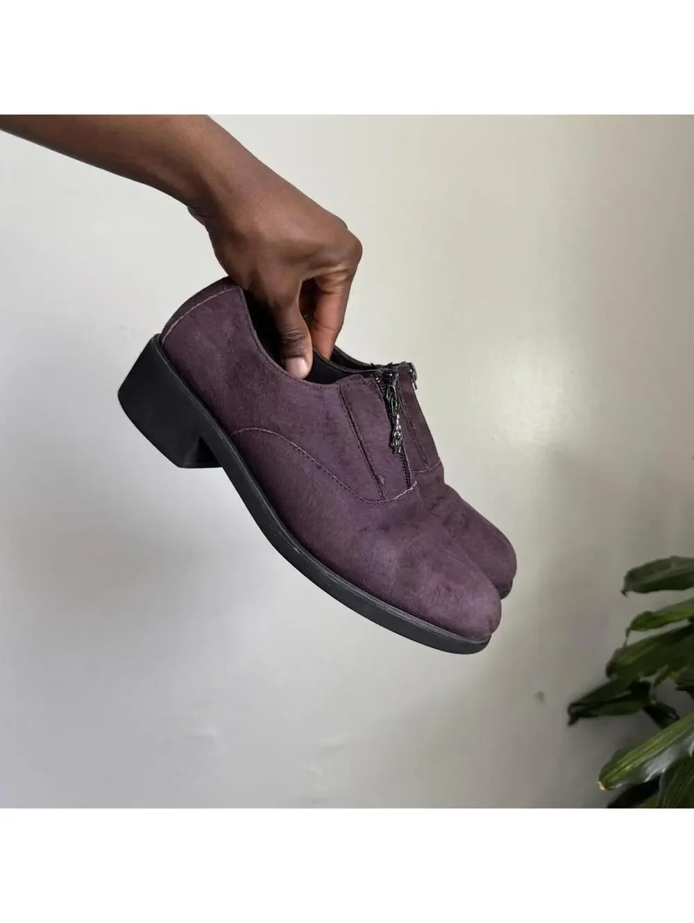 Vintage‎ 90s Hush Puppies Plum Suede Front-Zip Loafers size 8